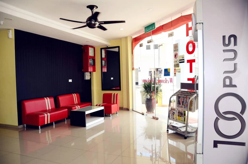 Hotel Sri Rembia - photo 2