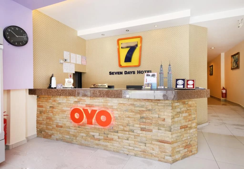 OYO 635 Seven Days Hotel - photo 2