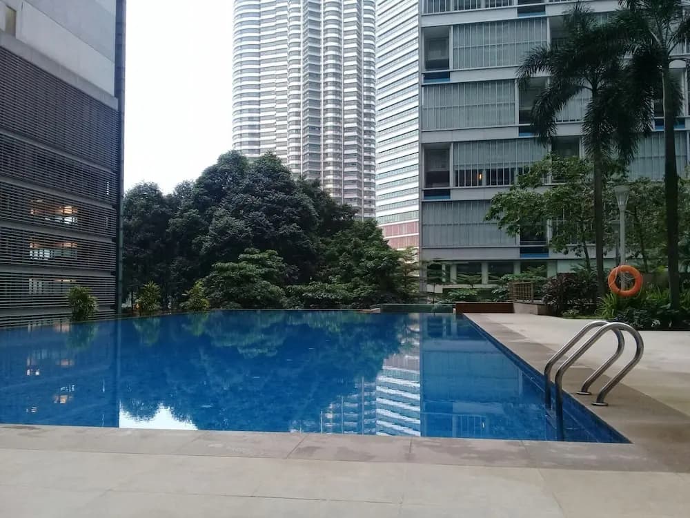 City Residences 2 Bedroom Apartment KLCC - photo 10