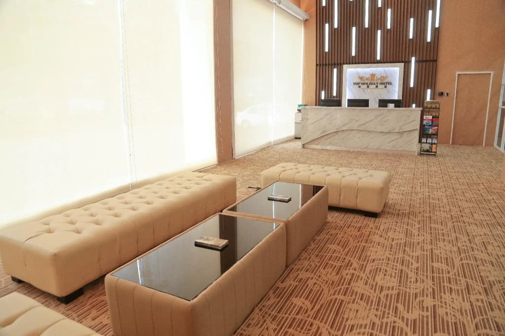 Top Holiday Hotel @ The Mines Seri Kembangan - photo 5