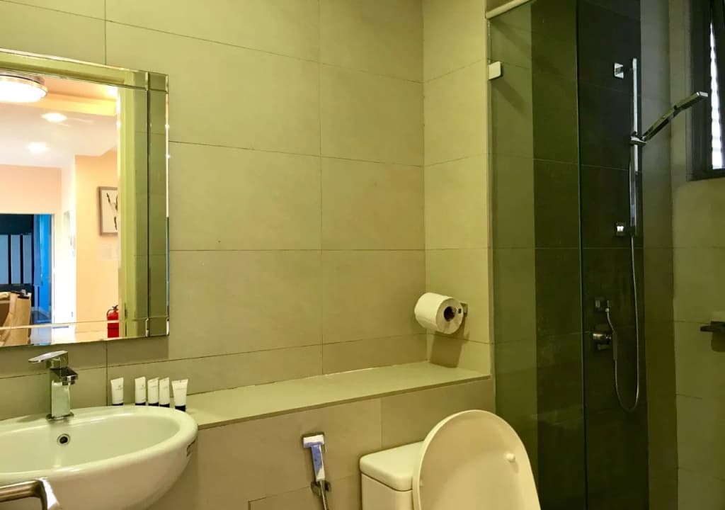 Sunset Seaview Vacation Condos City Centre @ IMAGO Shopping Mall - photo 8