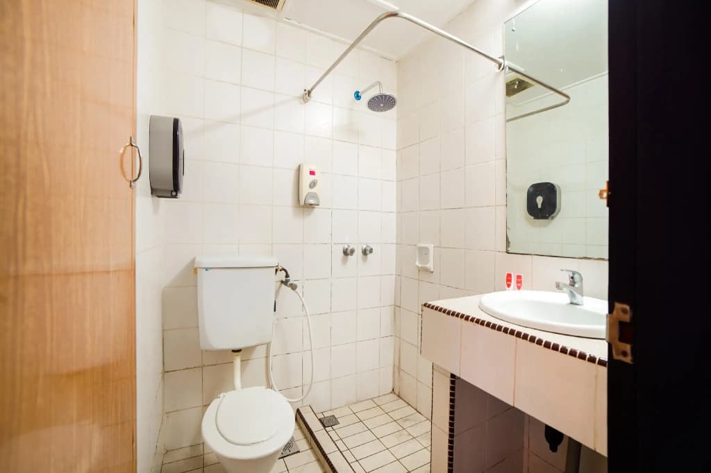 Metro Inn - photo 8