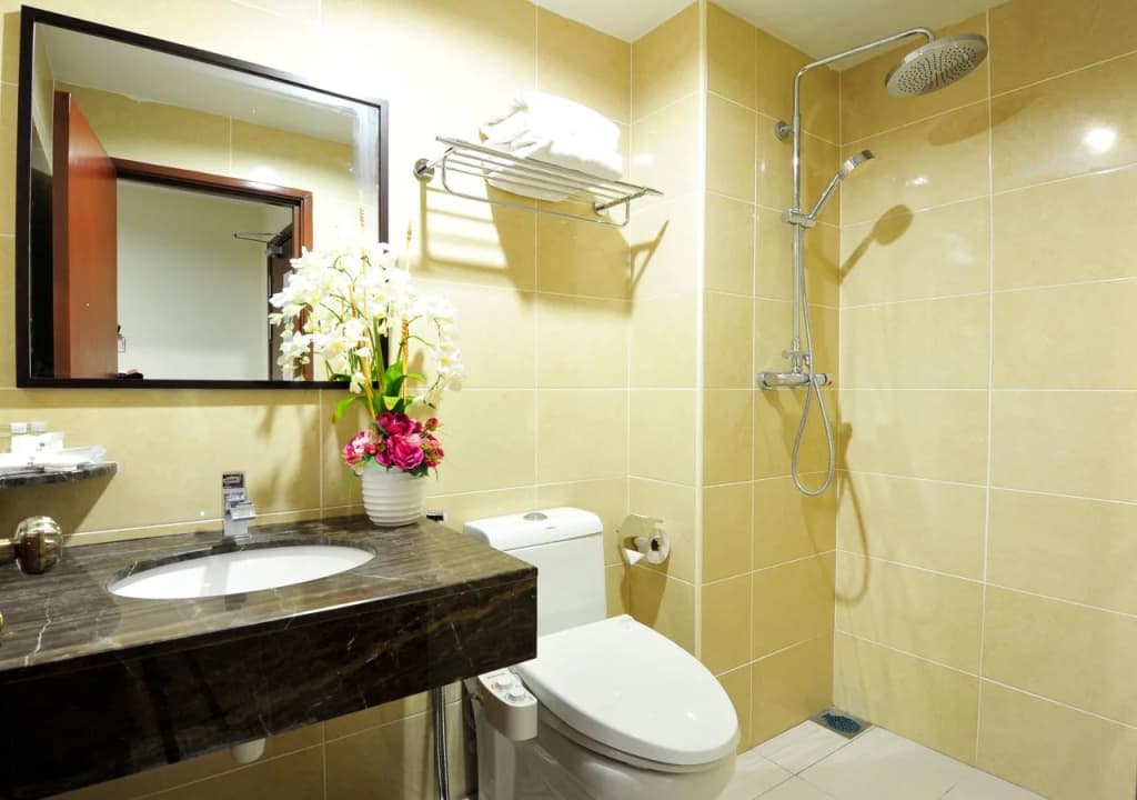 Hallmark Express Hotel - photo 8