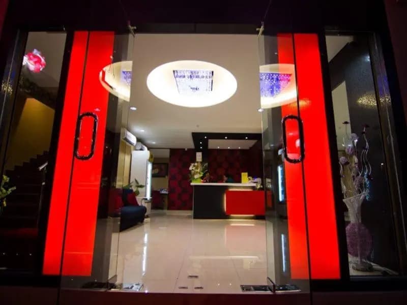 Melody Inn Hotel - photo 7
