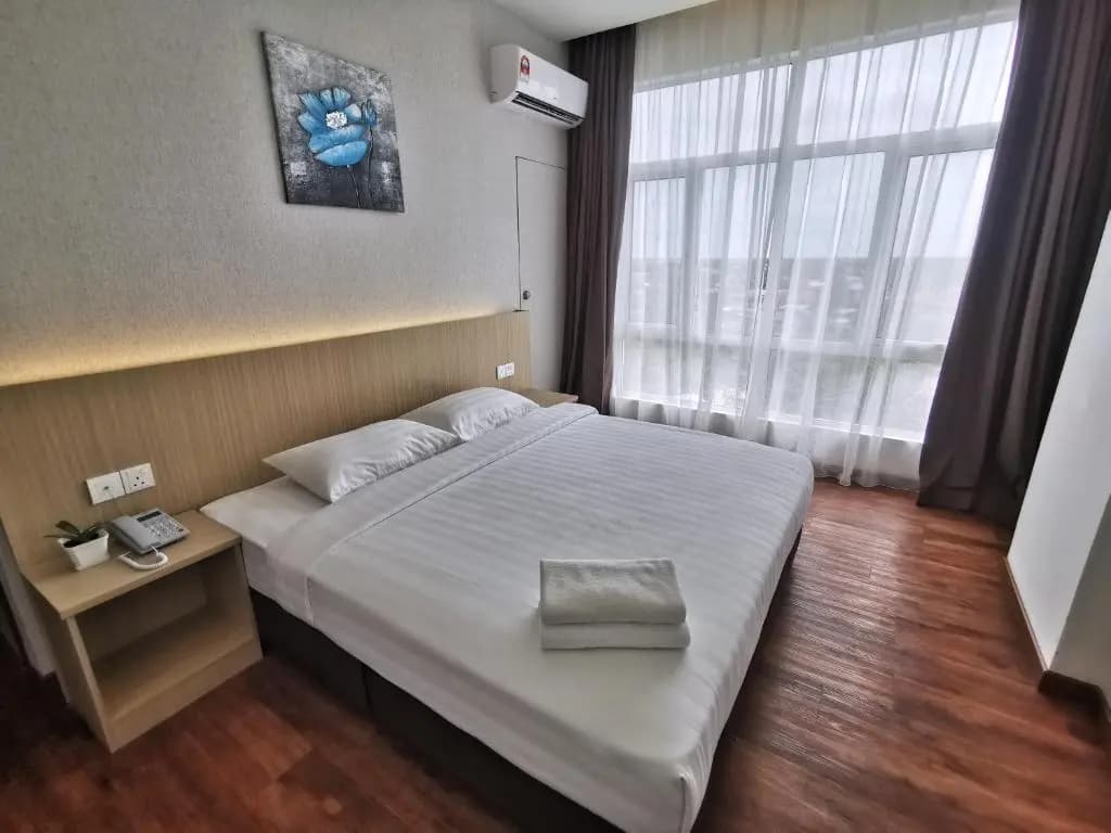 Green World Hotel - photo 5