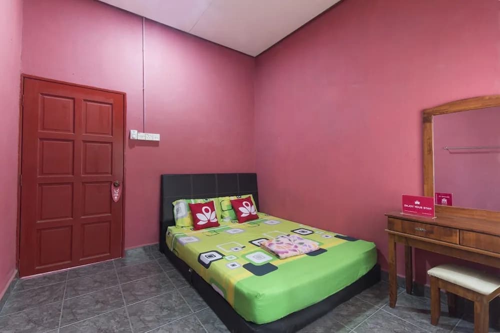 ZEN Home Nabil Nabila Homestay - photo 21