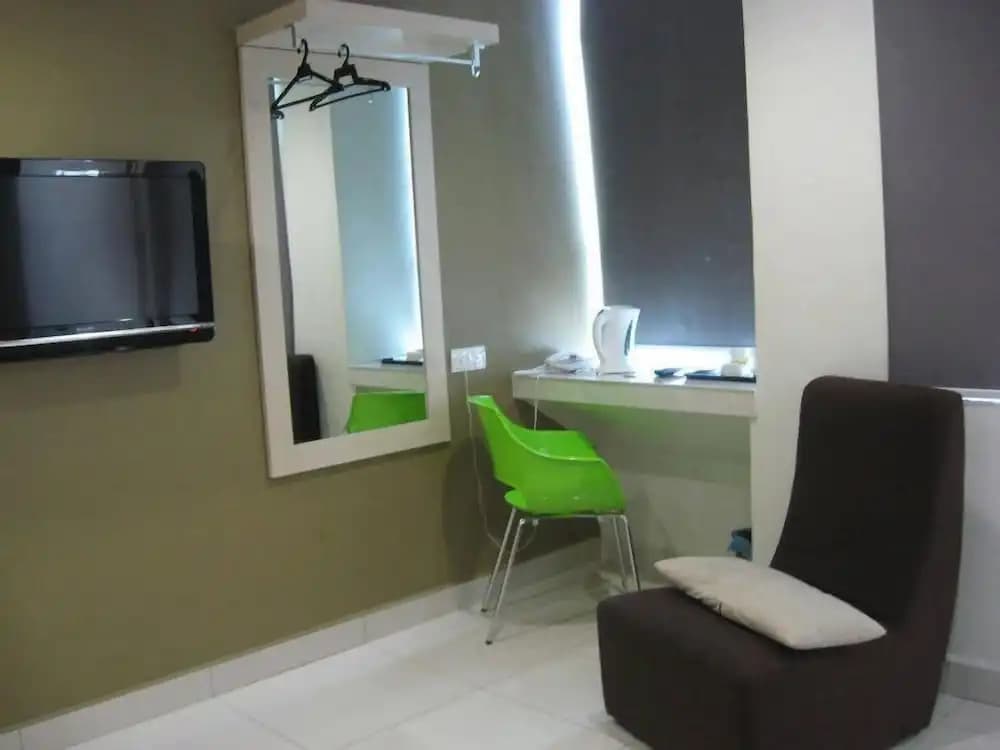 Hii-5 Hotel - photo 13