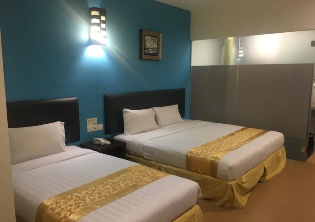 Eight Days Boutique Hotel - photo 4