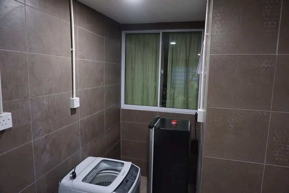 Sakura Bandar Semariang Guest House - photo 20