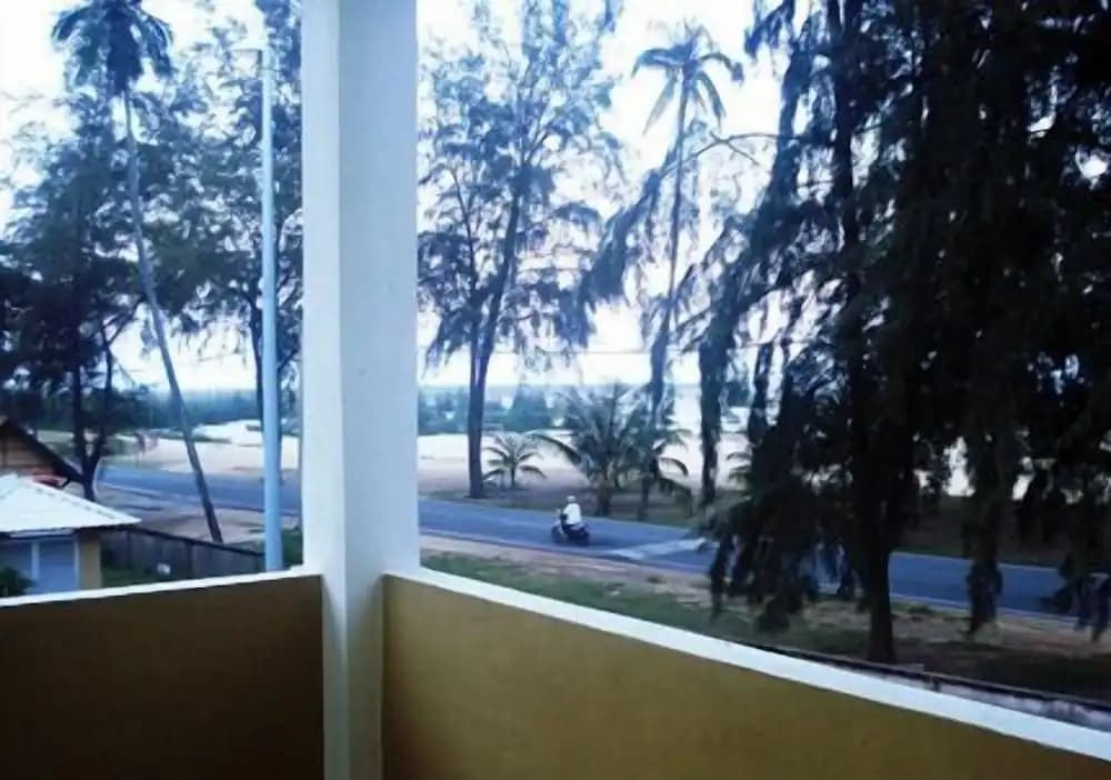 The Payang Scout Hotel - photo 13