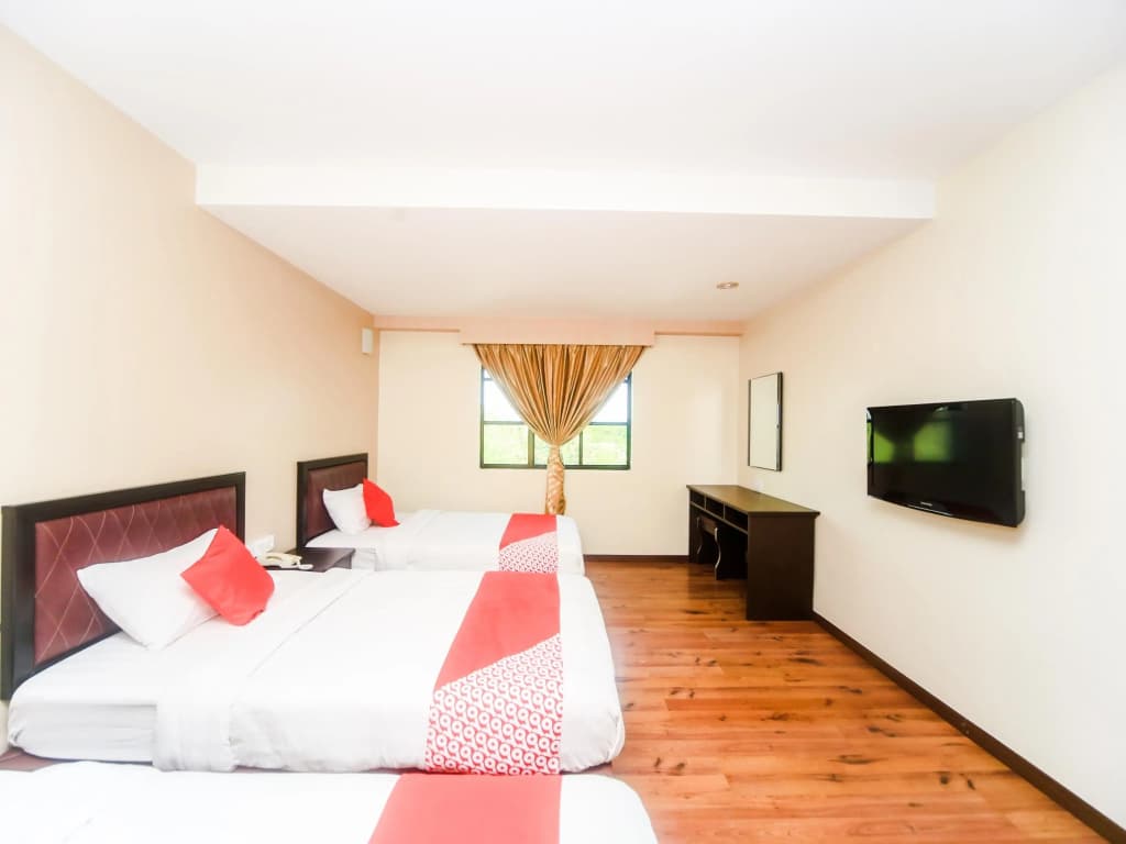 Bay Hotel - photo 4