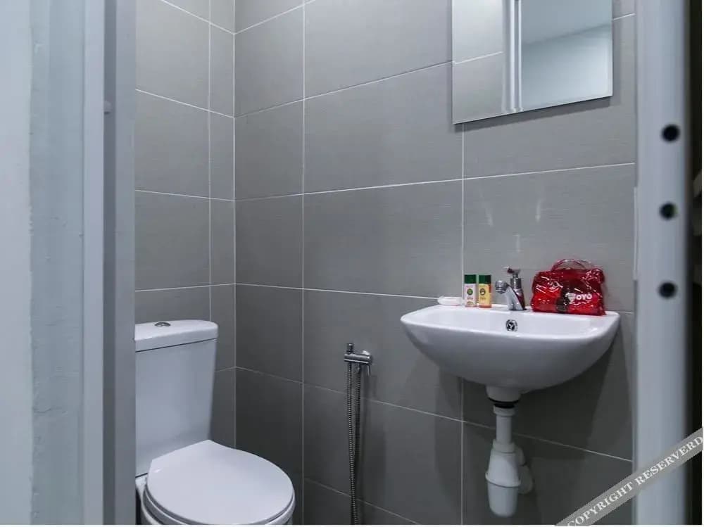 Colour Hotel by OYO Rooms - photo 8