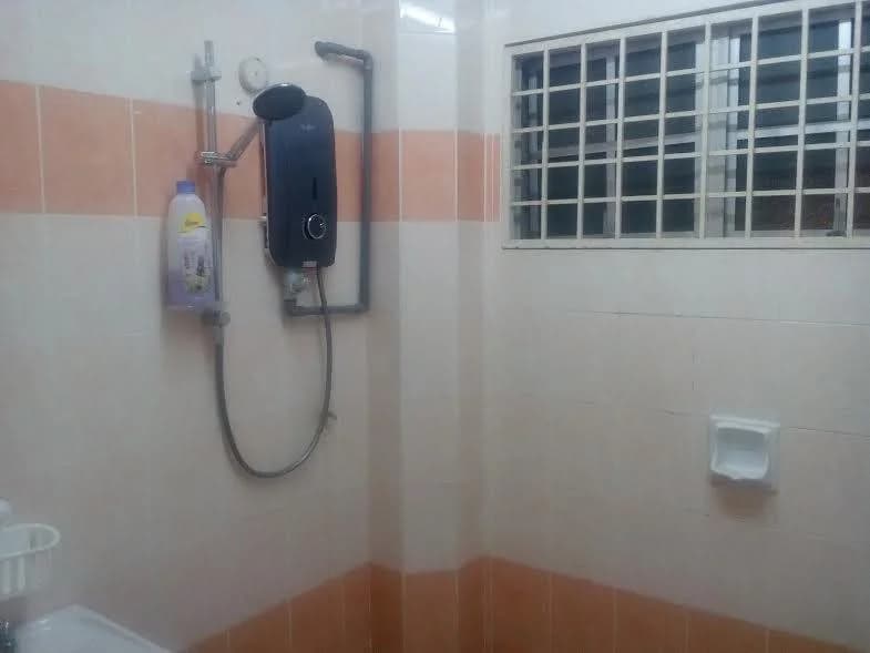 Jendelatamu 52 Homestay - photo 15