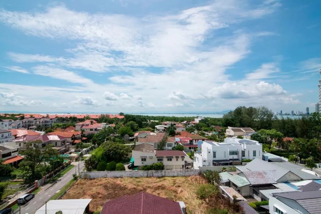 Golden View Serviced Apartment - photo 17