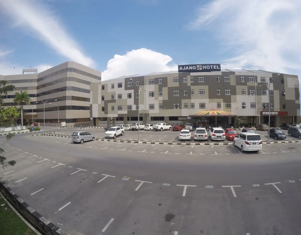 Ajang Hotel - photo 16