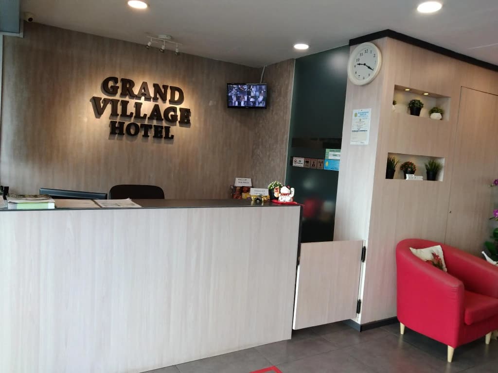 Grand Village Hotel - photo 2