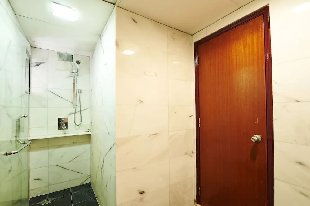 PWTC Bistari Service Apartment - photo 13