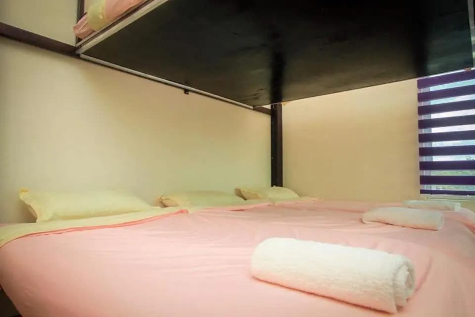 SIBU SWANHOUSE 2 (three storey townhouse) - photo 5