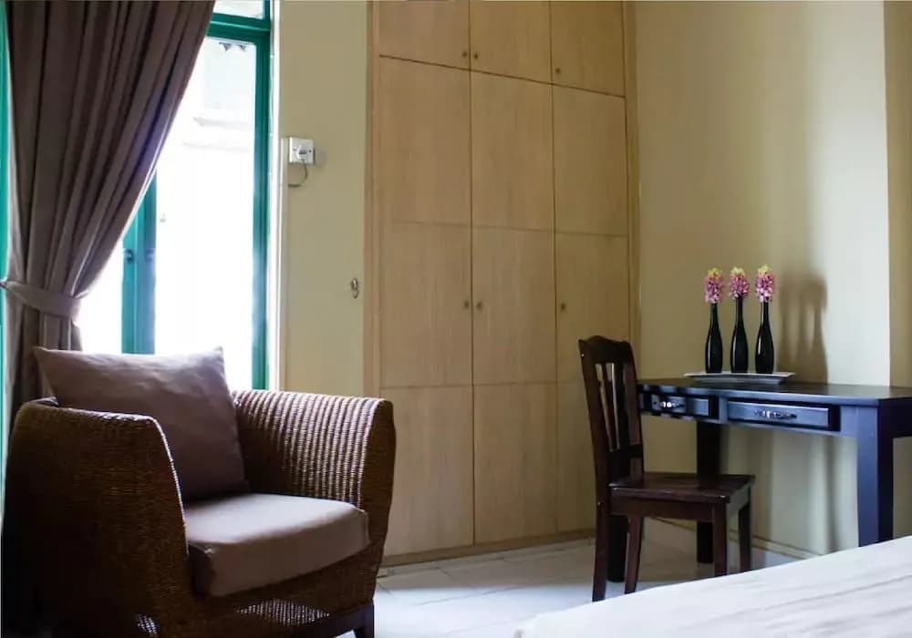 Luxurious Condo Near Gurney - photo 5