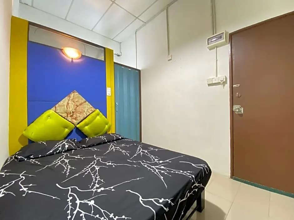 Spot on 90293 Sk Budget Hotel - photo 2