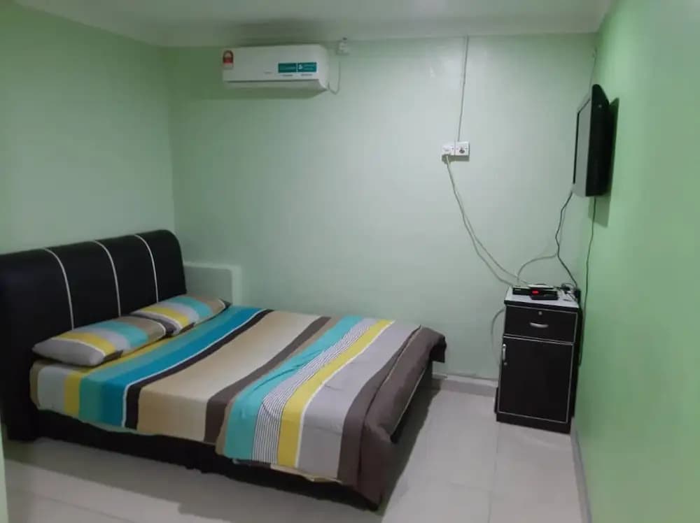 OYO 90395 D'yacob Guesthouse - photo 4