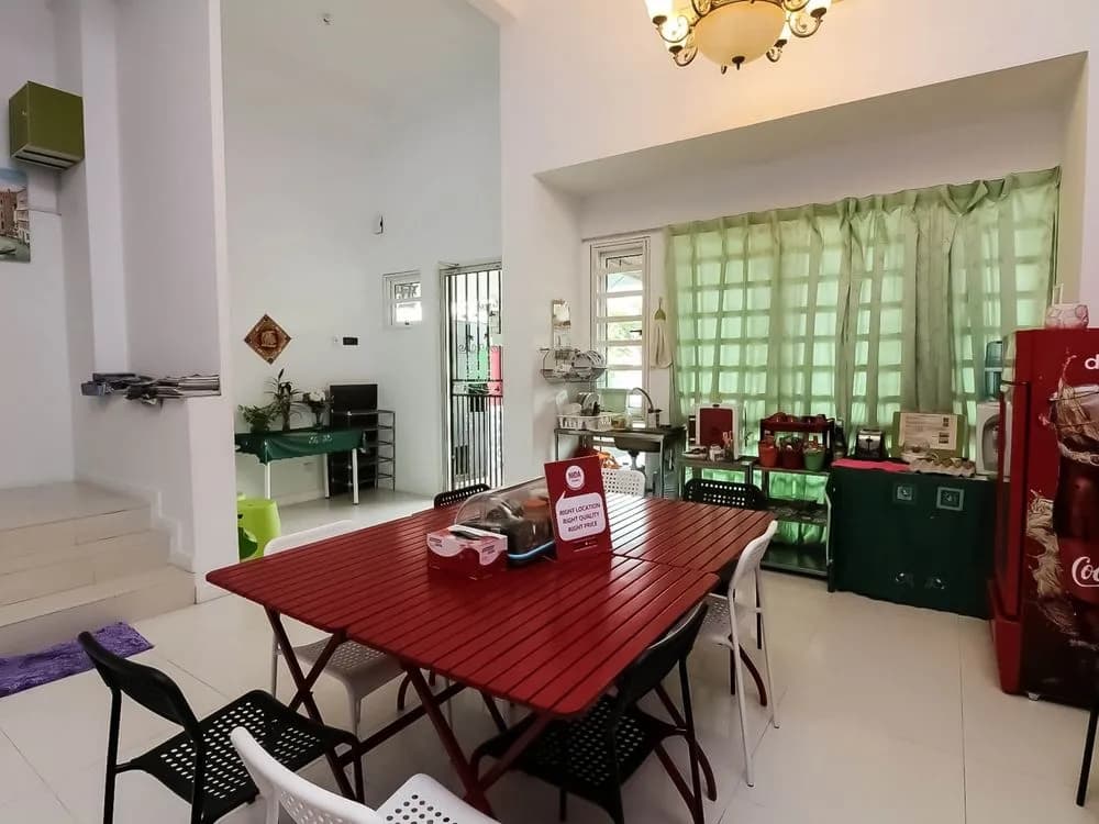 OYO 89880 Vstay 2 Guesthouse - photo 16