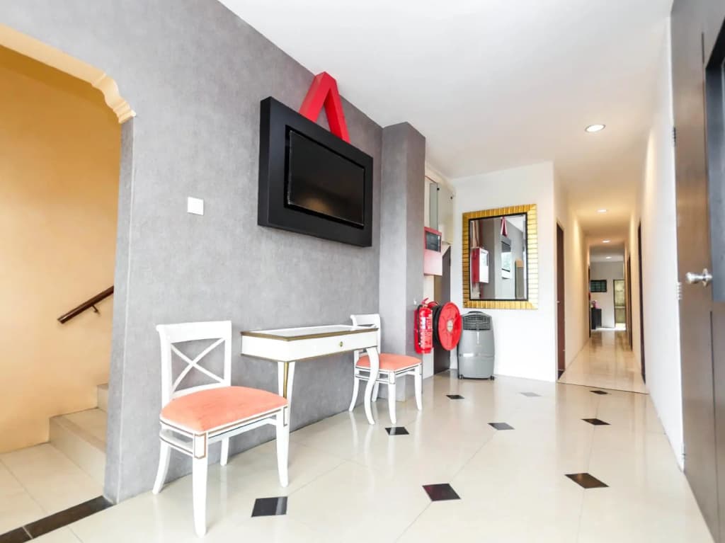 OYO 624 Aero Hotel - photo 10