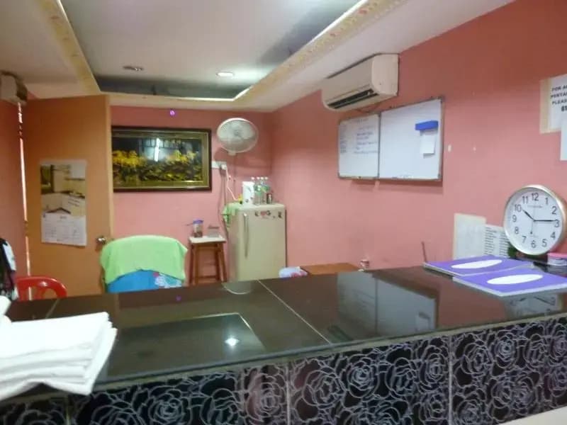Batu Caves Budget Hotel - photo 2