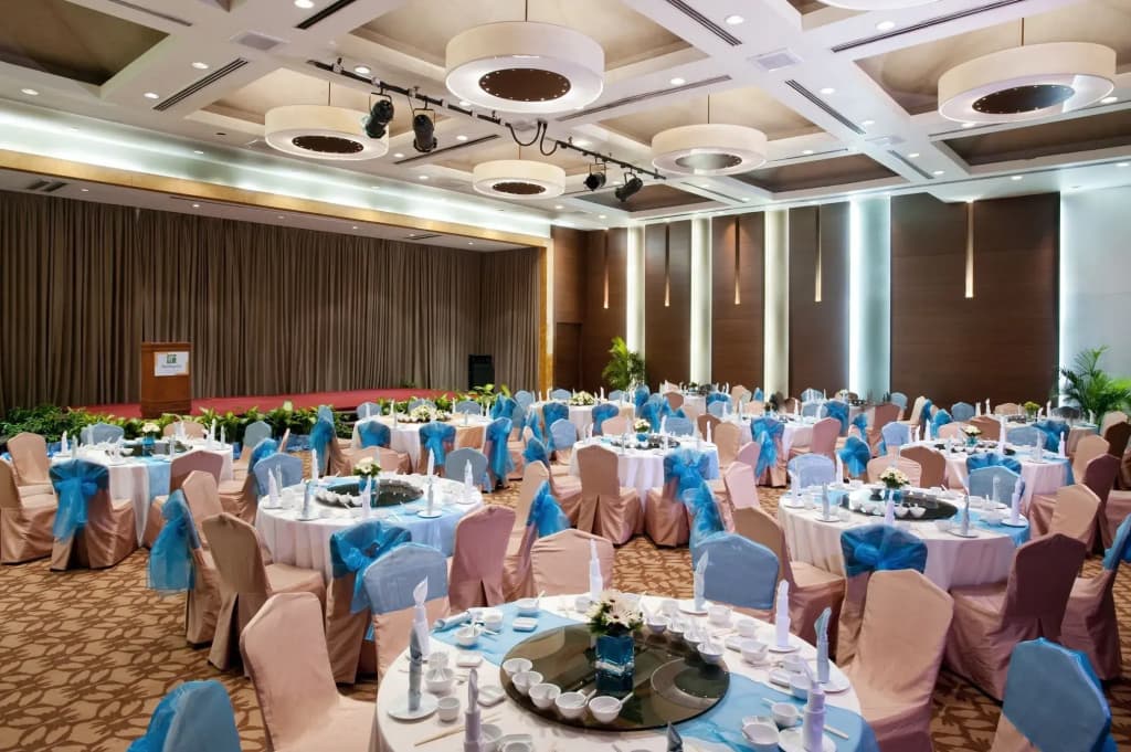Glenmarie Hotel & Golf Resort - photo 20