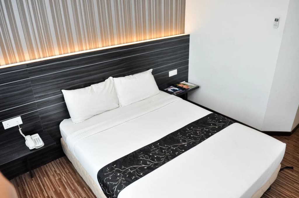 Signature Hotel - photo 4