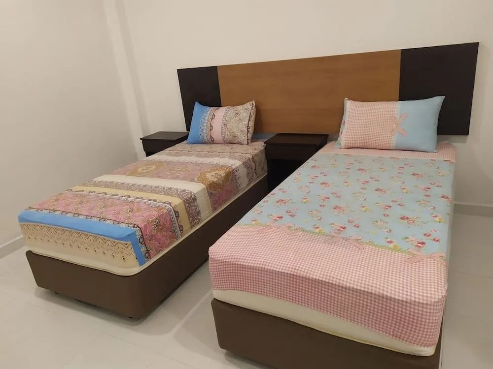OYO 89888 Dz Residence Guest House - photo 7