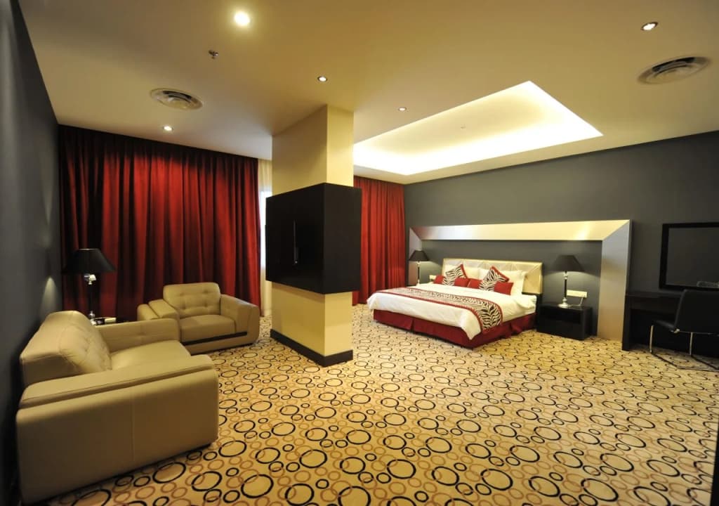 11@century Hotel - photo 5