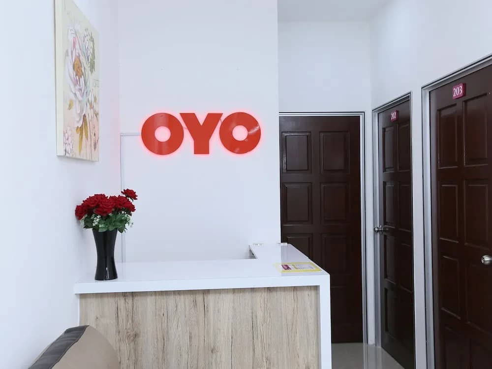 Roselyn Inn by OYO Rooms - photo 11