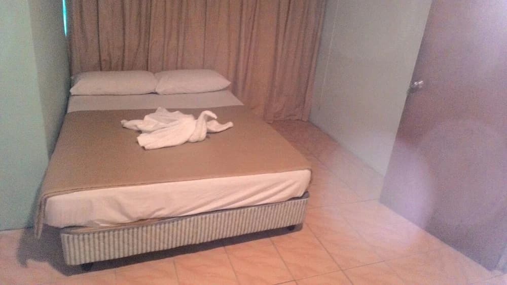 Q One Hotel Semenyih - photo 7