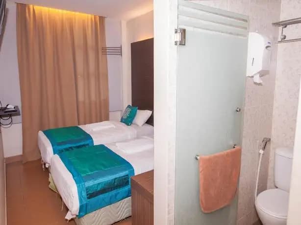 OYO Rooms Center Point Mall - photo 4