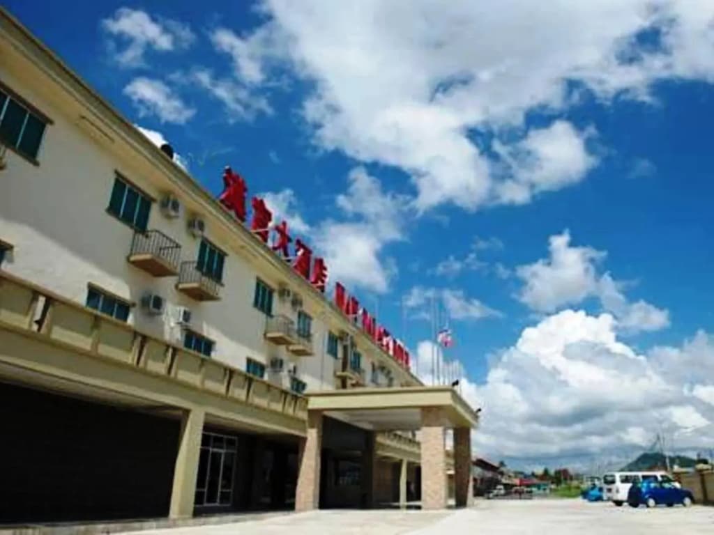 Han Palace Hotel Semporna - main photo