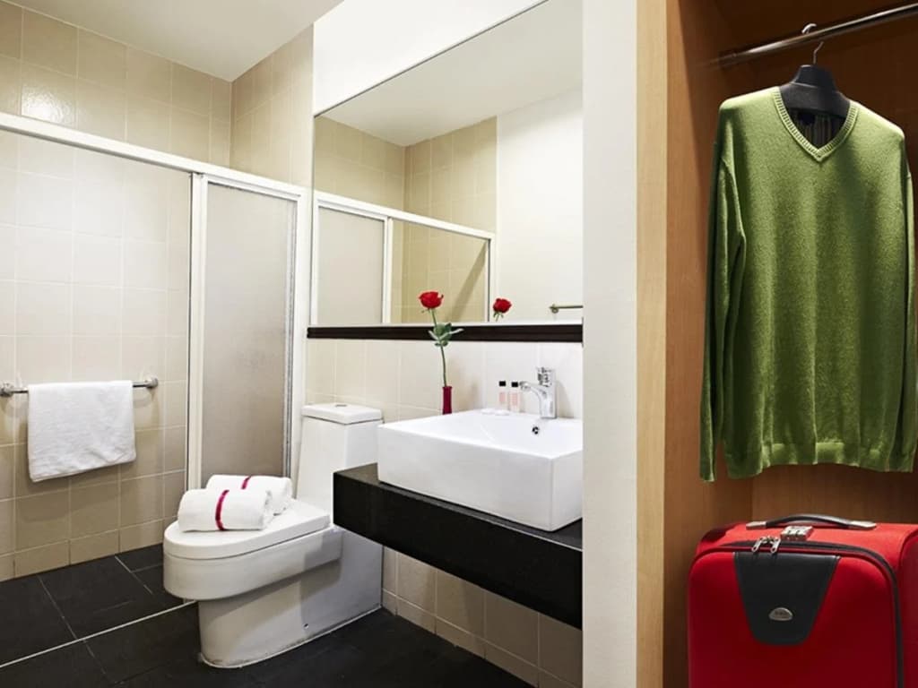 Sky Hotel Selayang - photo 8