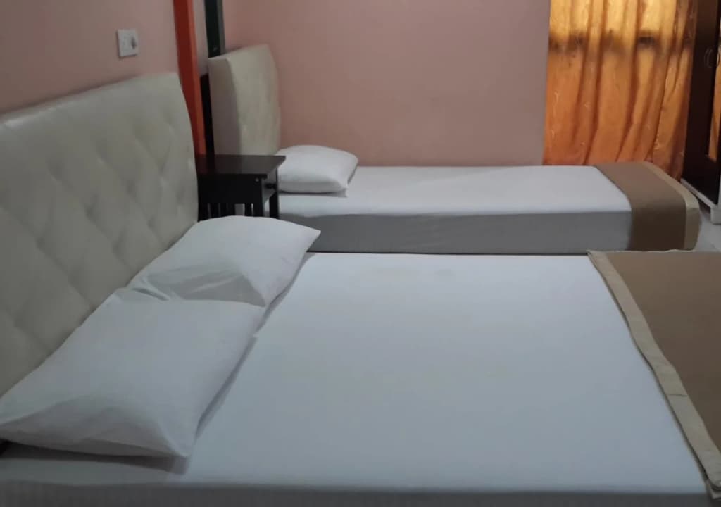 Bukit Beruntung Business Hotel - photo 7