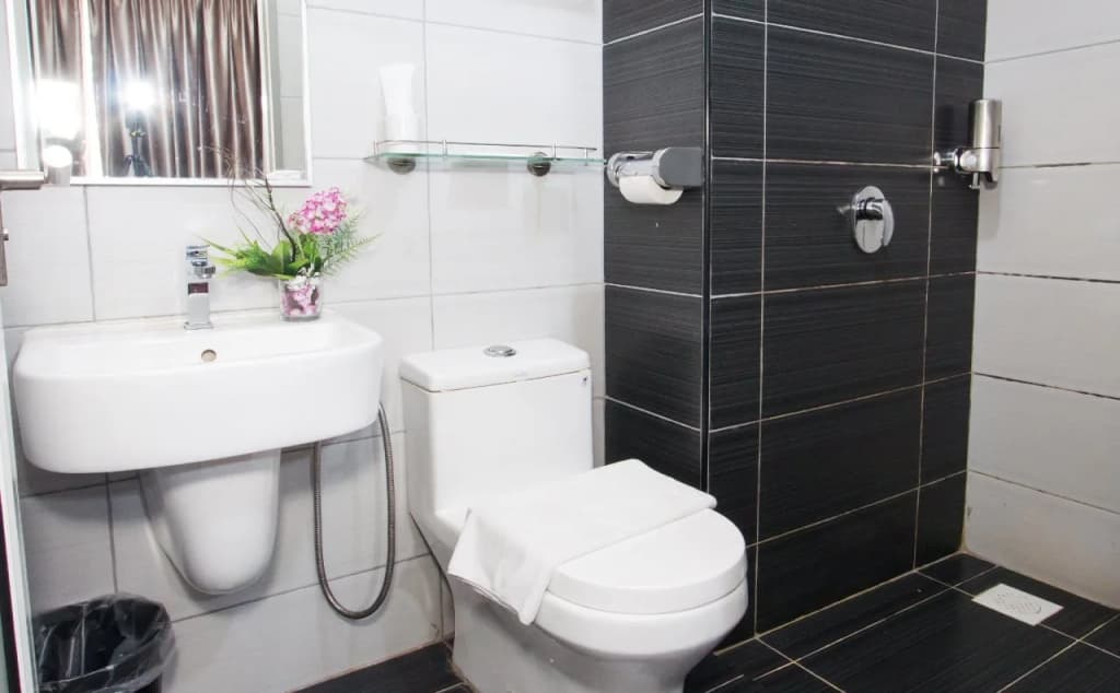 Baguss City Hotel - photo 10