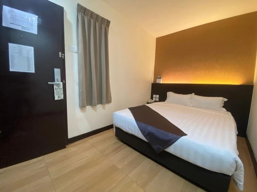 Capital O 90447 Hotel Ezzyhome Kebun Teh - photo 3