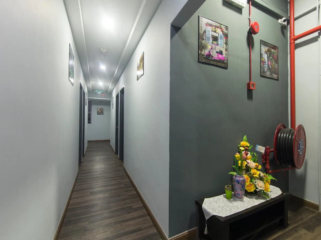 OYO 937 Lucky Hotel - photo 7