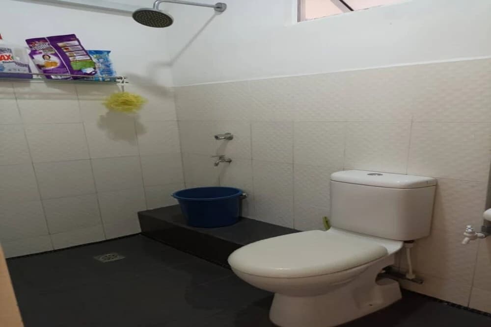 OYO 90437 Homestay Uuc - photo 4
