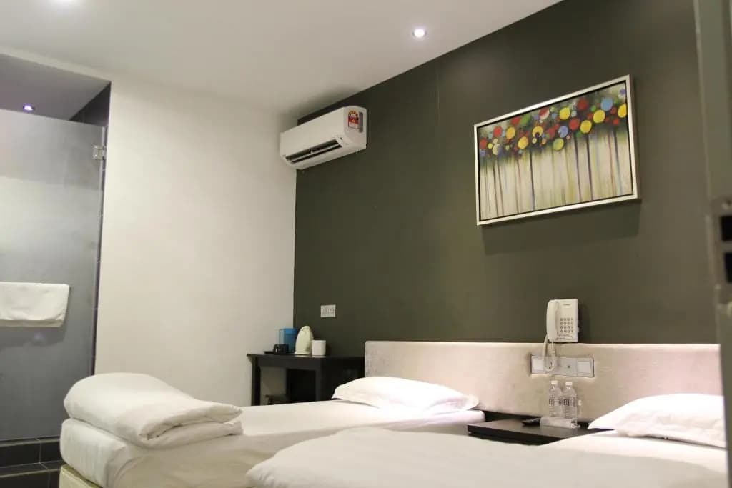 M Design Hotel Seri Kembangan - photo 6