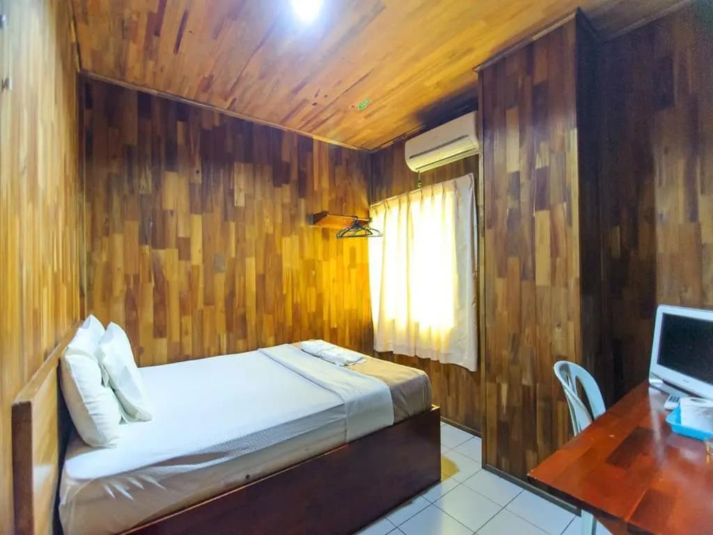Y&Z Hotel - photo 2