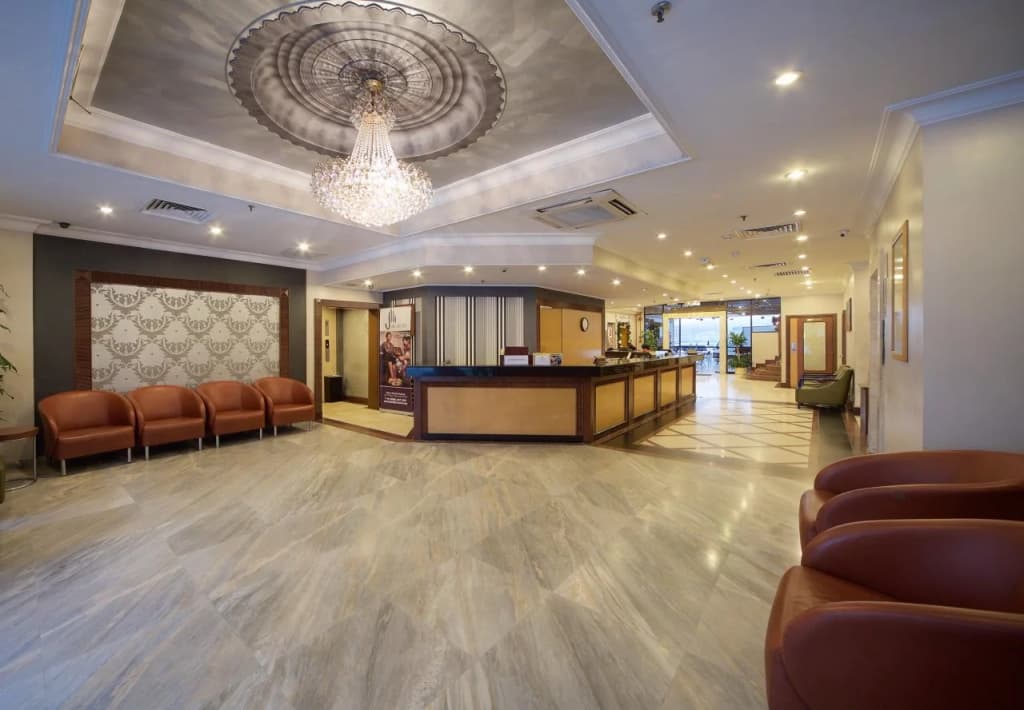 Kinabalu Daya Hotel - photo 2