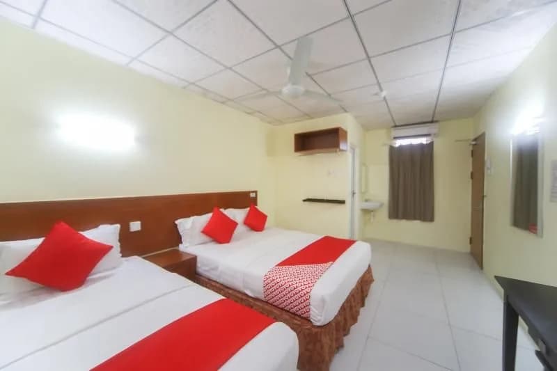 OYO 738 Hotel 81 - photo 3