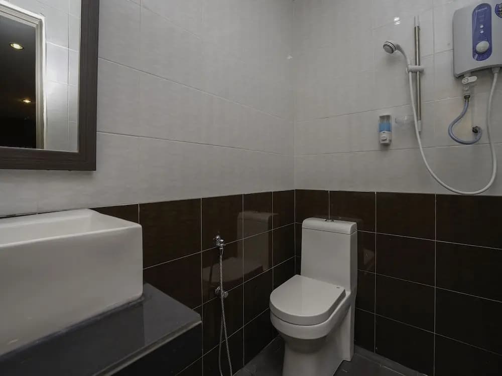 OYO 1043 Get Inn Hotel Sendayan - photo 10