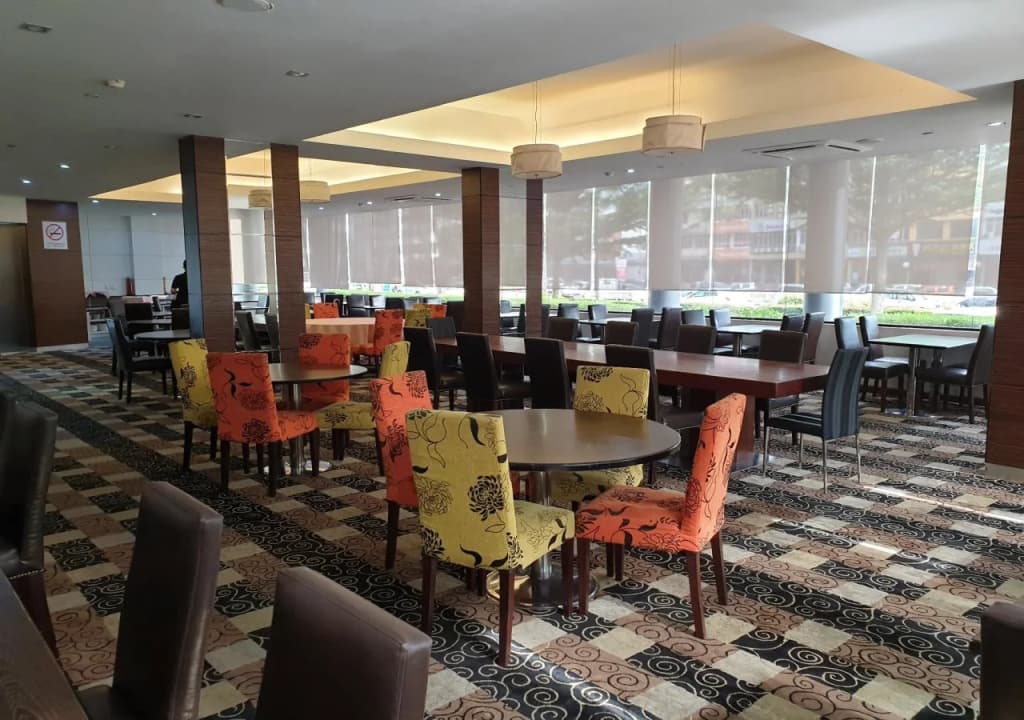 Kingwood Hotel - photo 12