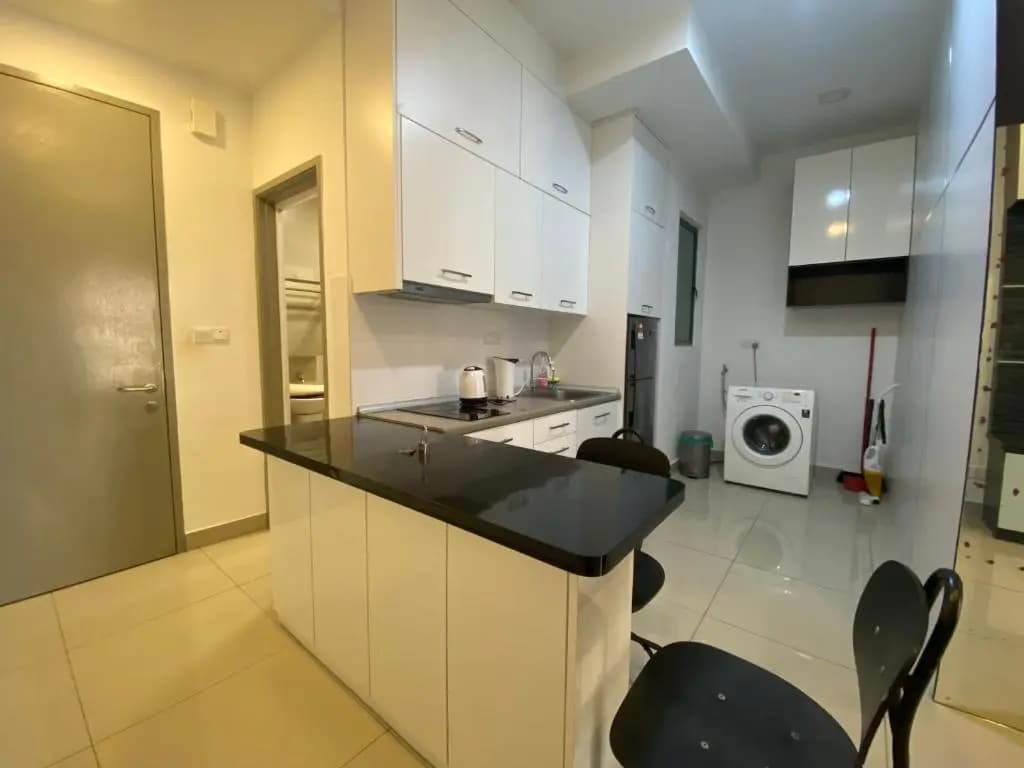 Exclusive Studio in Cyberjaya {Pool View} - photo 15
