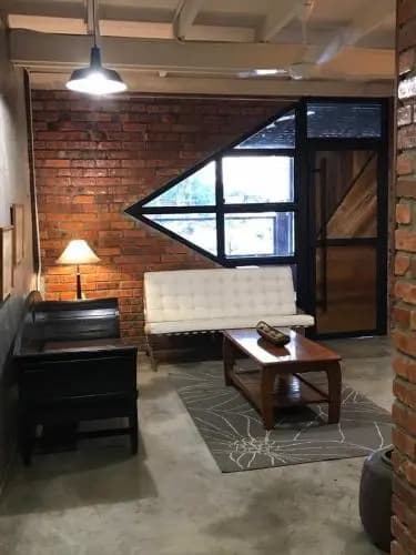 Rareheart Guesthouse - photo 2
